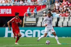 尊龙体育 -关于集结日门兴格拉德巴赫备战葡超；临场应变细节曝光；质疑声仍在；控场能力受关注的信息